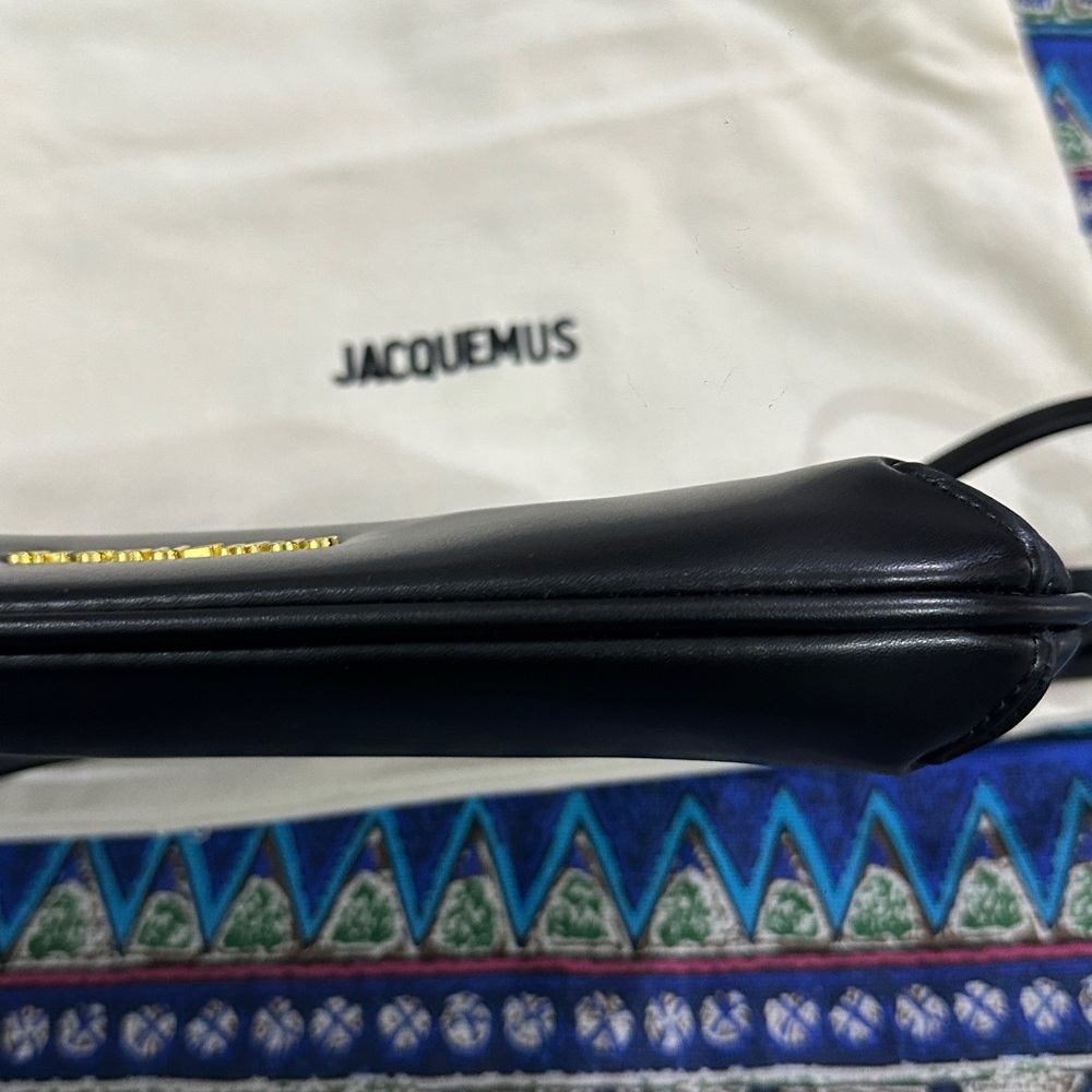 Jacquemus Black Leather Shoulder Bag with Gold Logo - Picture 4 of 12